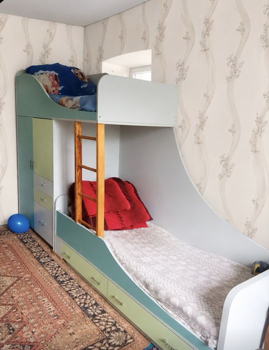 Продам двохповерхове ліжко ціна договірна