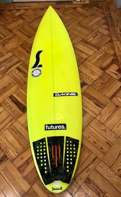 Prancha de Surf 5,10 em ótimo estado