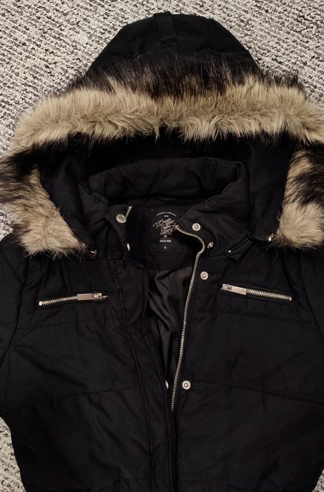 Czarna kurtka zimowa płaszcz parka House