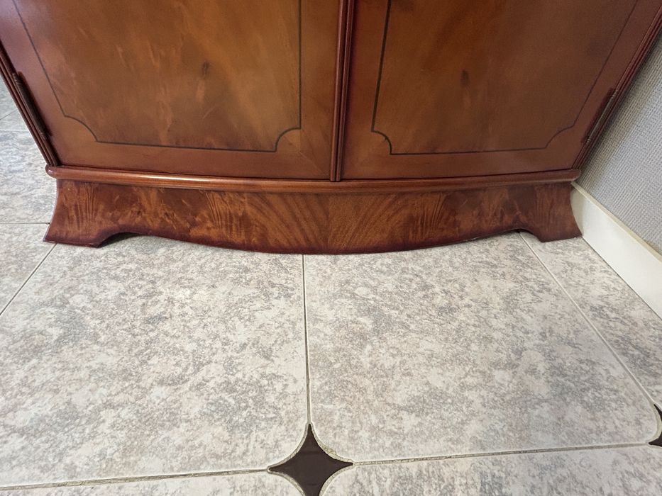 Movel aparador cerejeira