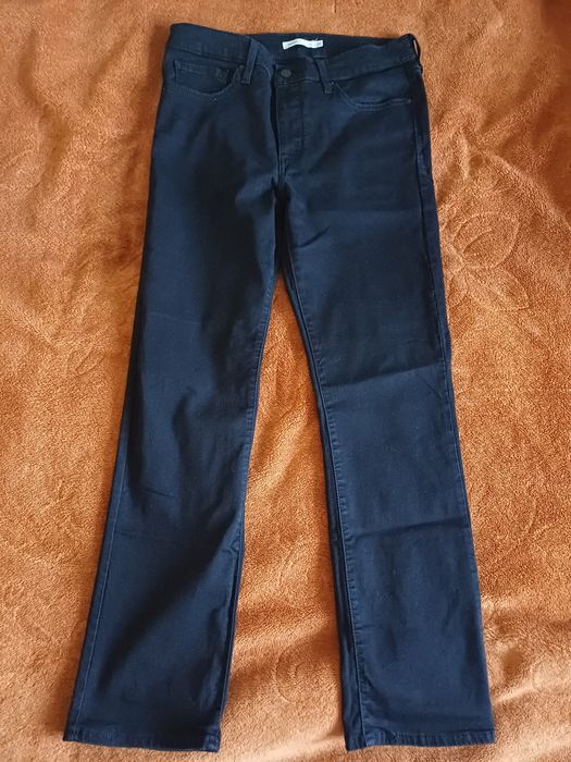 Jeansy Levis 314 Shaping Straight