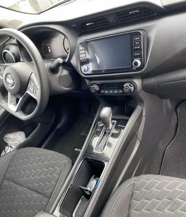 Nissan Kicks  2021