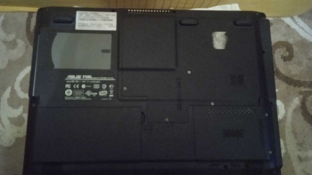 Ноутбук ASUS F5RL