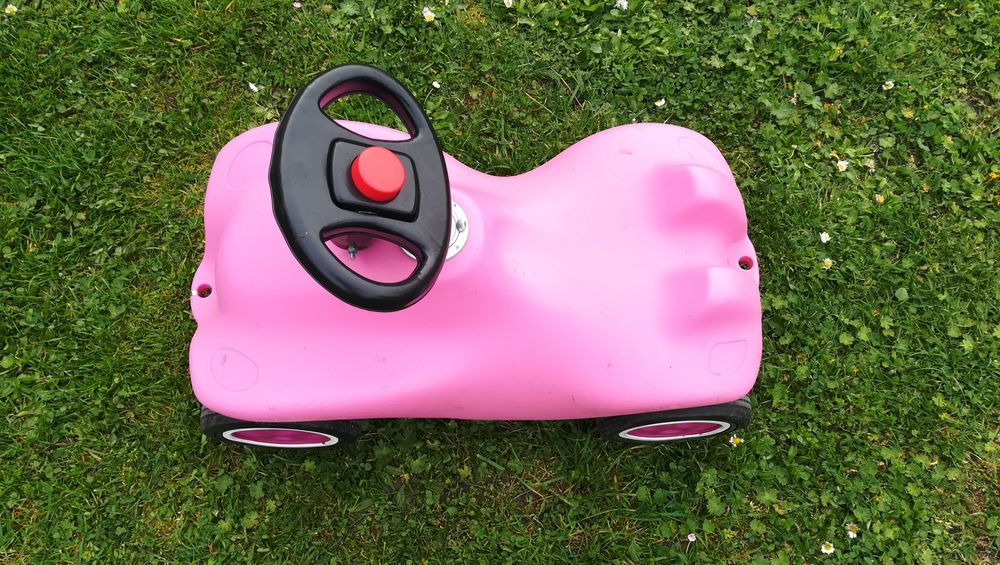 Odpychać jeździk dla dziecka różowy