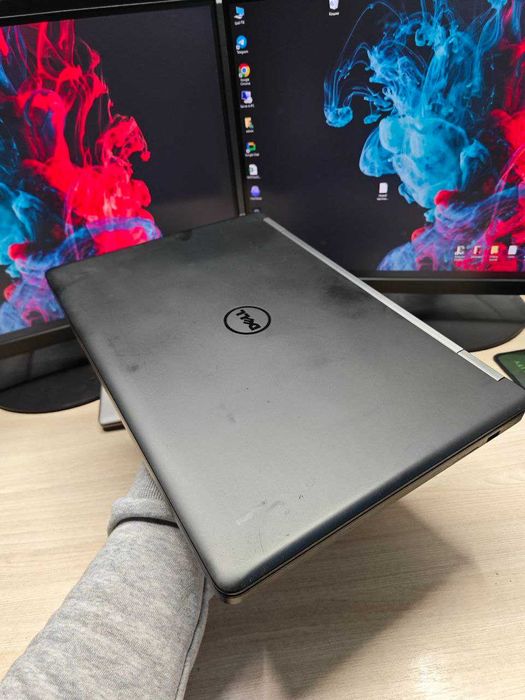 Чудовий ноутбук для навчання та роботи Dell Latitude E5550 / SSD /40шт