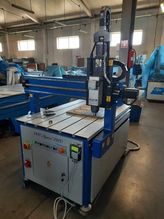 Фрезерний станок з ЧПУ Артмастер 1009 / 1212