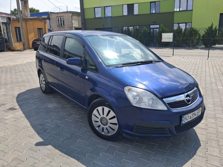 Opel Zafira B 2005 рік 1.8 бензин