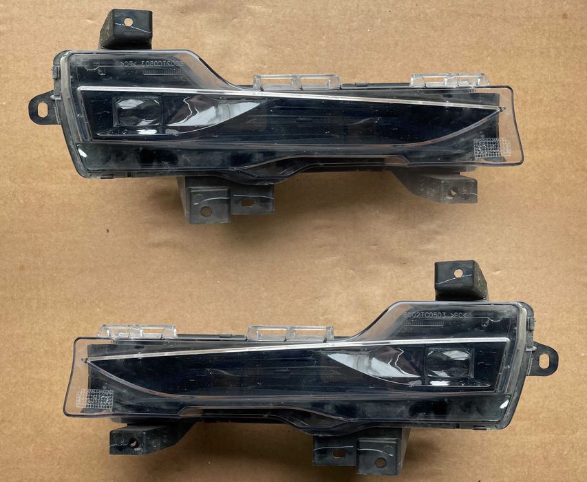 Кнопка аварийного открывания капота 1516185-00-A Tesla Model 3 Y X