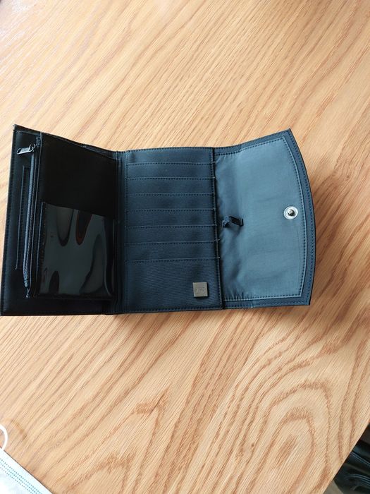 Carteira / porta moedas preta Mango