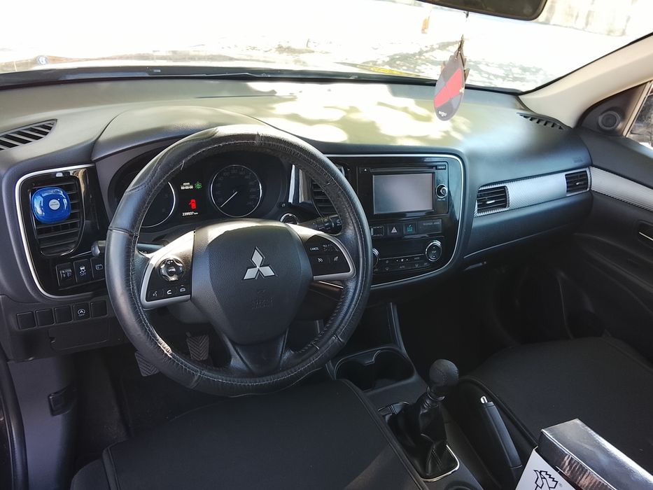 Mitsubishi Outlander Diesel 7 lugares