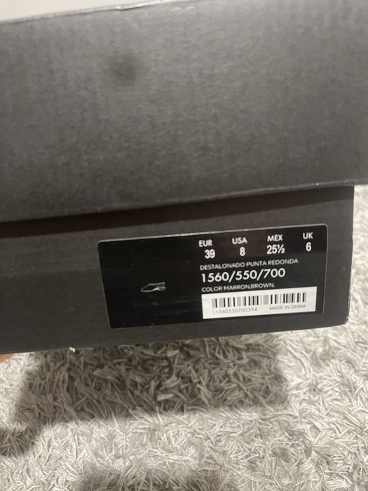 Продам туфли женские  Massimo dutti