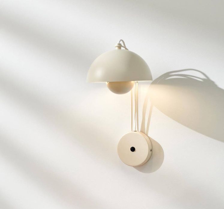 Nowa metalowa Lampa  niebieska