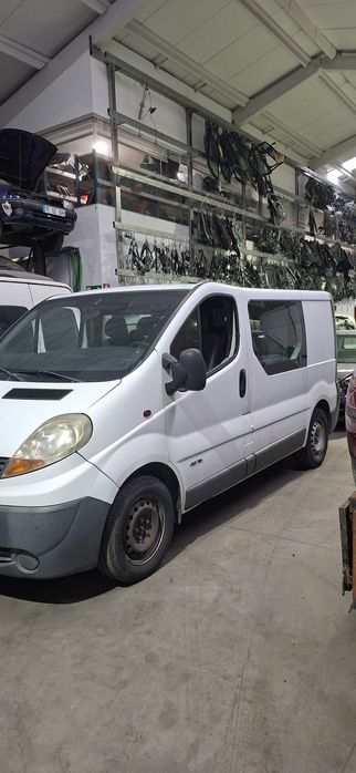 Renault Trafic 2007 2.0 dCi 115cv para peças