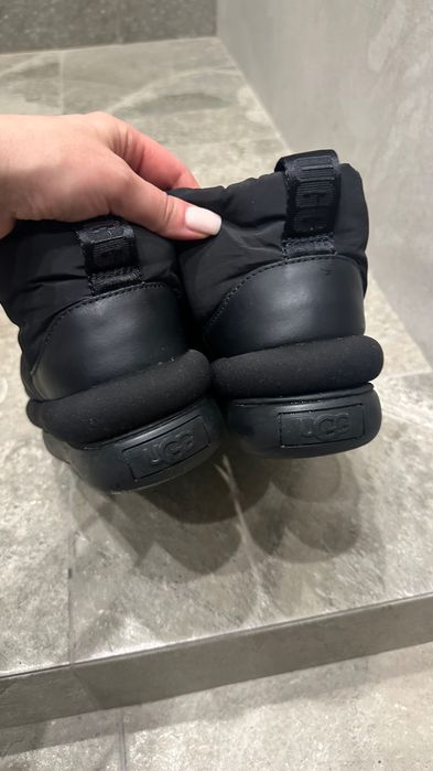 UGG зимові черевики/дутики, чорні