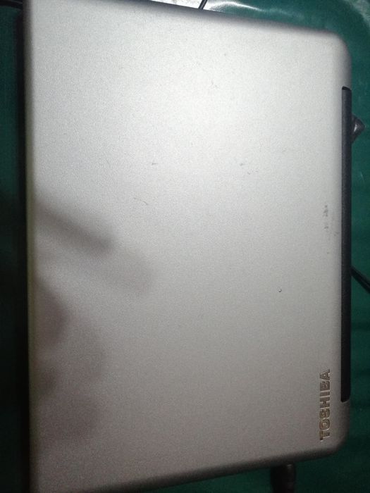 Portátil Toshiba como novo notebook pc