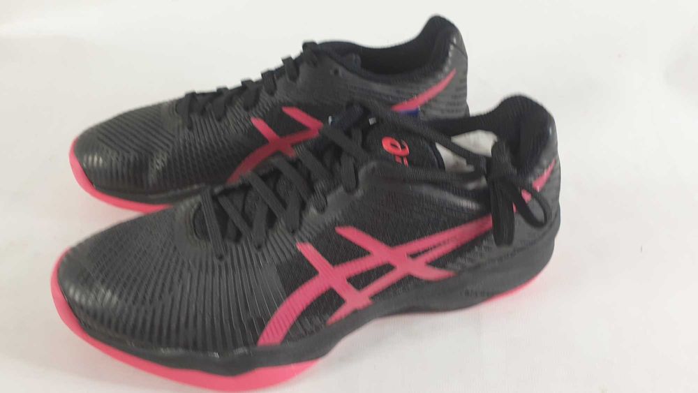 ASICS VOLLEY ELITE B751N 001 buty do siatki 40,5