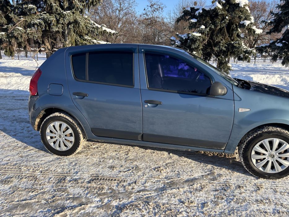 Sandero renault - рено dacia сандеро