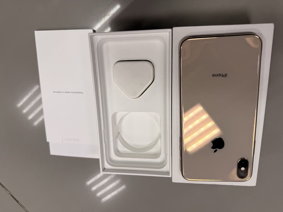 Apple iPhone XS Max 64GB Gold  Original