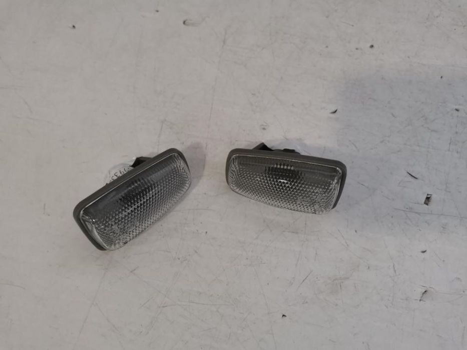 pisca piscas farolim guarda lamas citroen saxo / Peugeot 106 (novos)