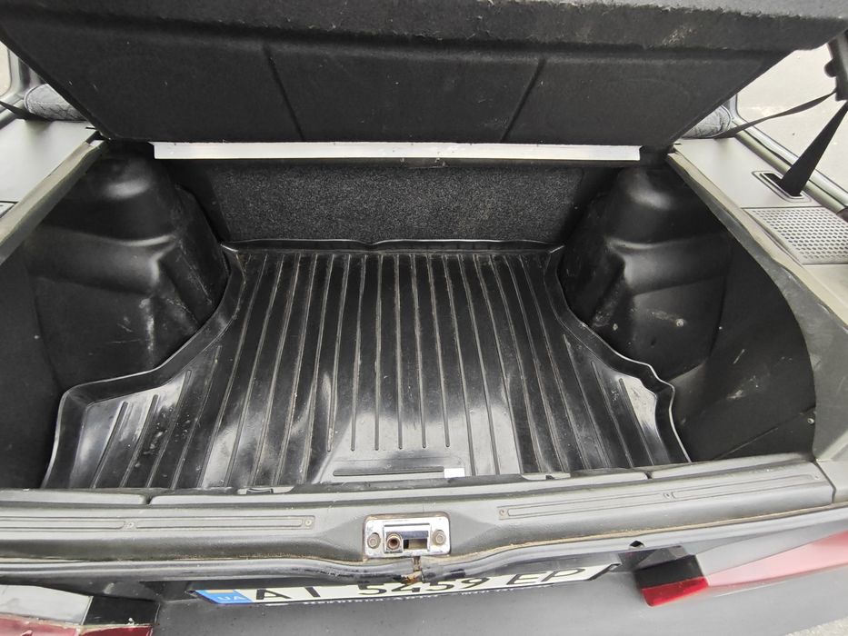 ВАЗ 2109, рік 2004.