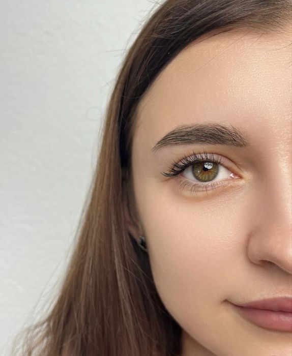 Нарощення вій , потрібні моделі для нарощування