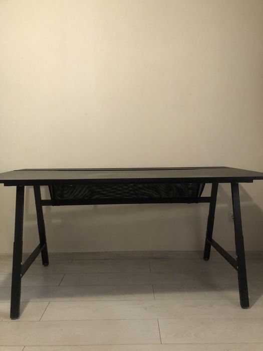 Стол  IKEA   Utespelare
