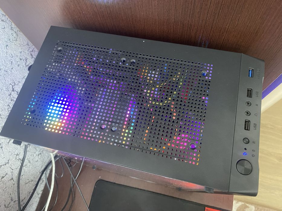 Ігровий ПК RGB | Vega 56|64 GB DDR3 | i7 рівень | Готовий до бою!