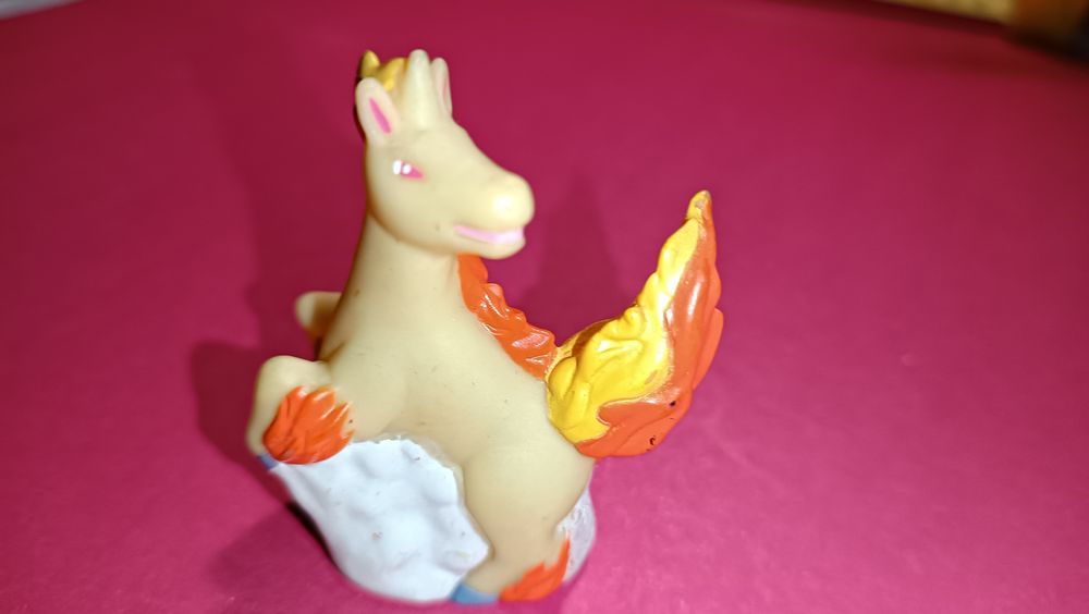 Rare 2006 Nintendo Pokémon Figure64740752924803120