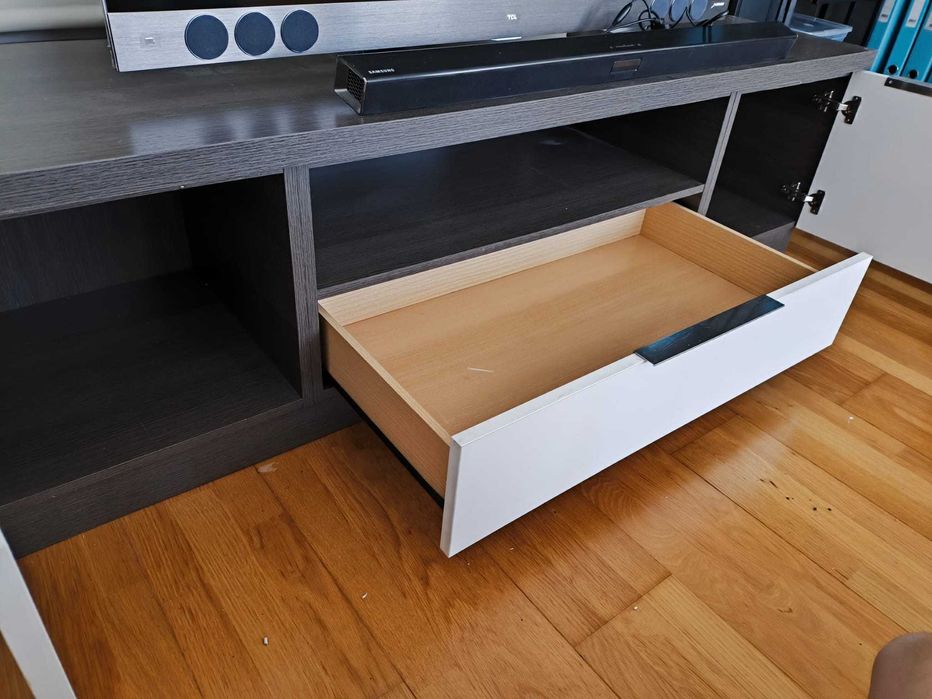 Móvel de TV em cinzento mesclado e branco lacado - BAIXA DE PREÇO