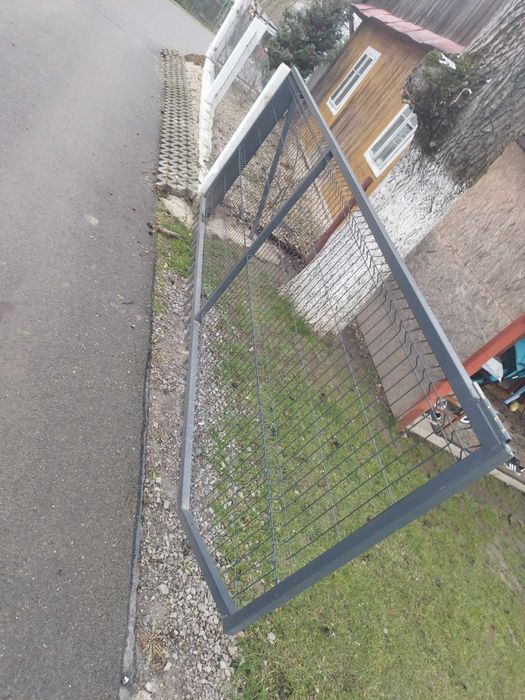 Sprzedam bramę ogrodzeniową