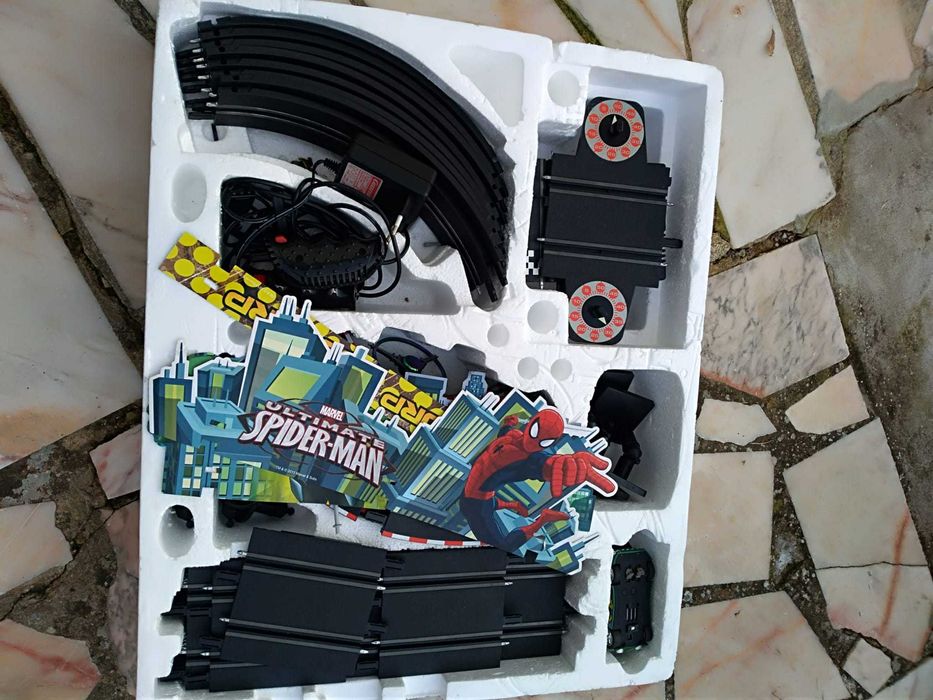 Pista de Carros Telecomandados