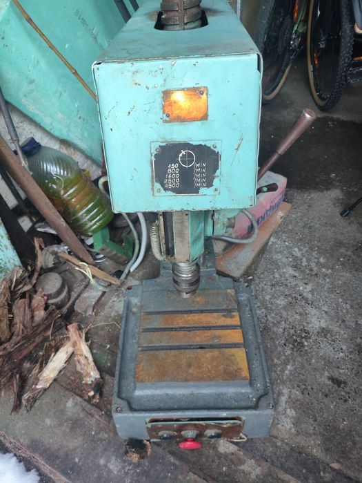 Сверлильний верстат 2м112