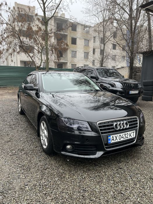 Продам Ауди А4Б8