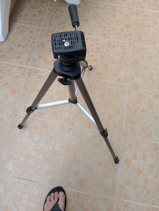 Tripé usado como novo