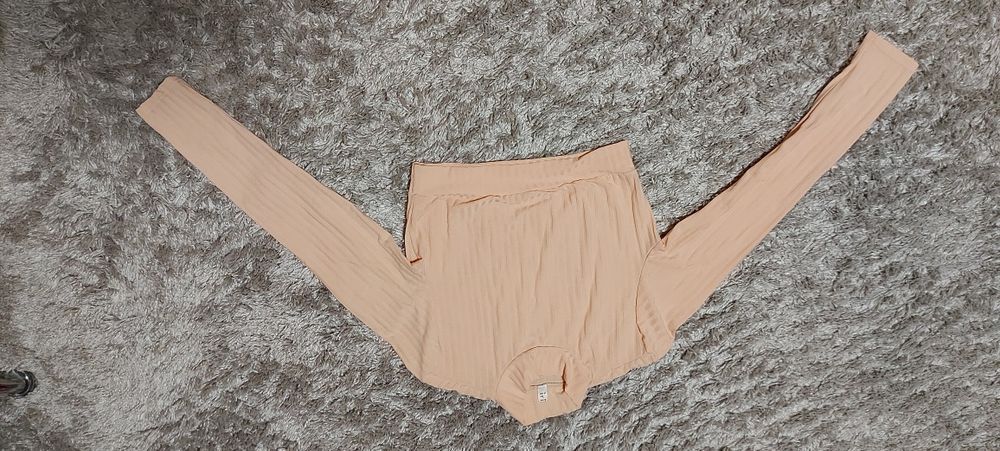 Костюм рубчик топ под горло и  штаны клеш