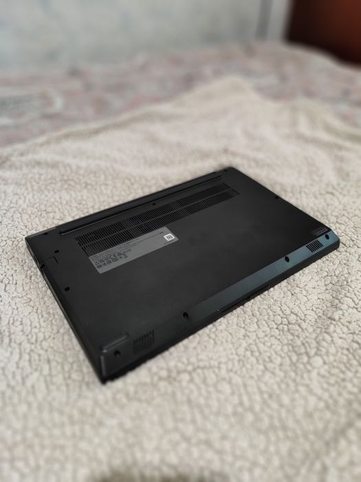 ноутбук Lenovo V14 G4 IRU