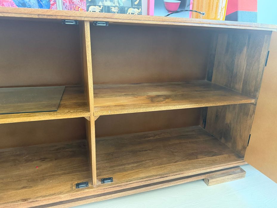 Area store commode
