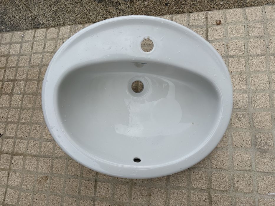 Lavatorio de encastrar marca Serel