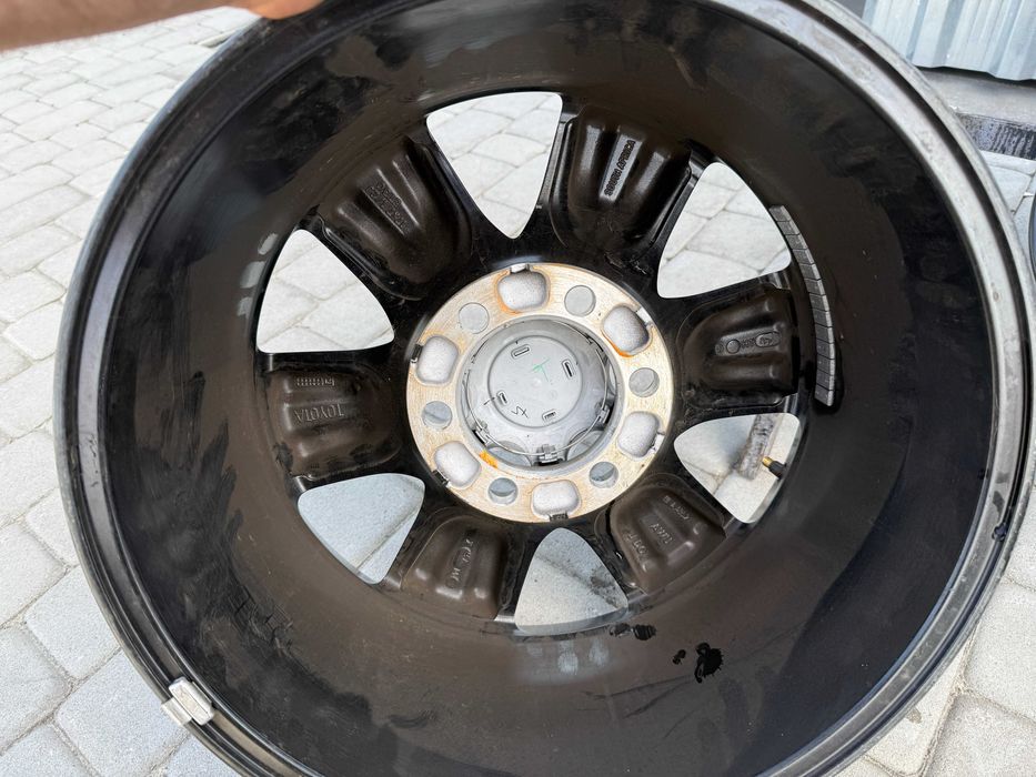 Диски Toyota R17 6x139,7 7,5J ET30 Hilux Land Cruiser Prado Tacoma