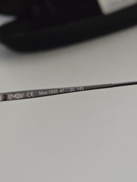 Okulary oprawki dziecięce wiek około 9/10 lat