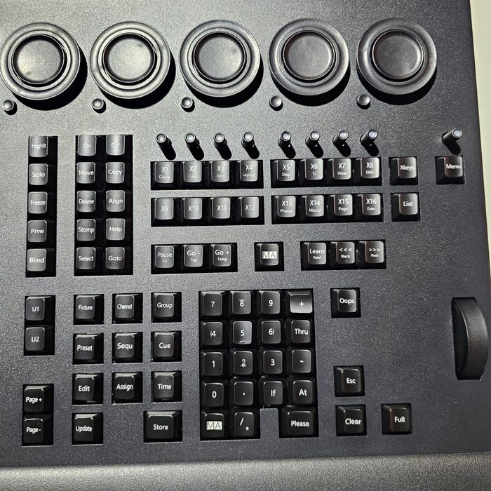 MA3 Command Wing + Flight-case