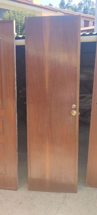 Portas de madeira