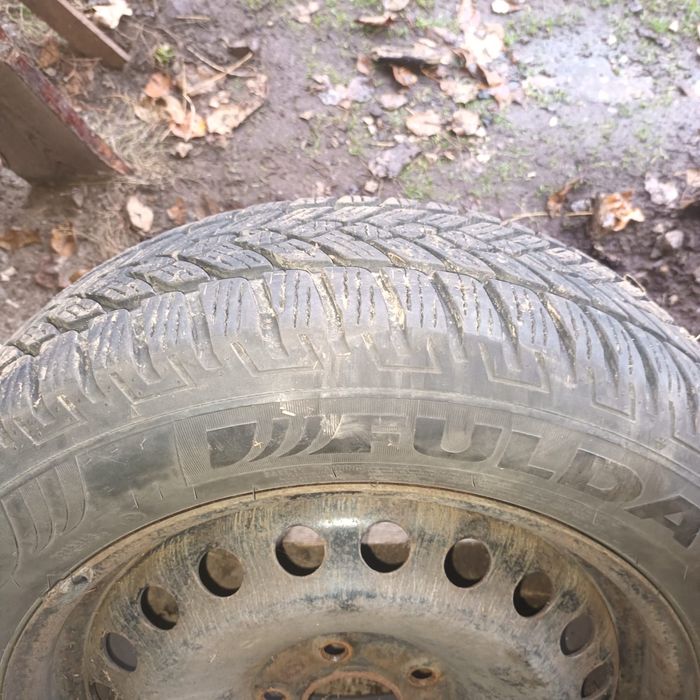 Opony zimowe 215/55/16 5x108
