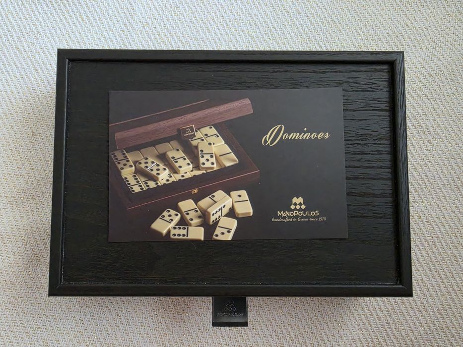Domino Manopoulos ekskluzywne