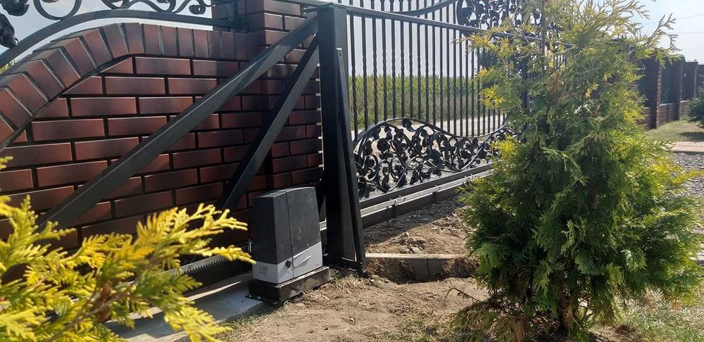 Napęd do bram wjazdowych, garażowych, przemysłowych