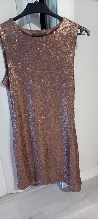 vestido de lantejoulas bronze
