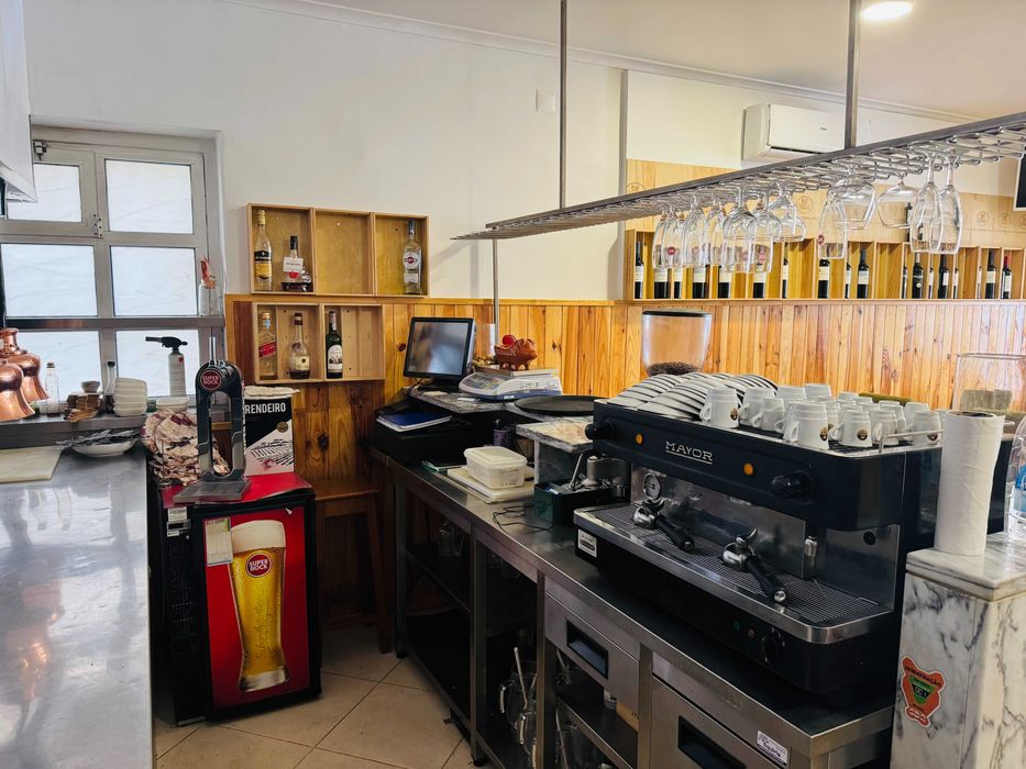 Cedência de restaurante no centro de Alenquer