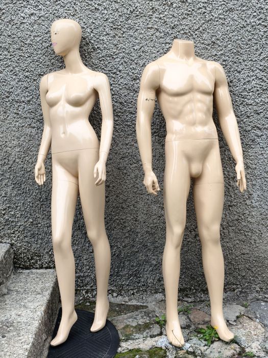 Manequim feminino e masculino em fibra