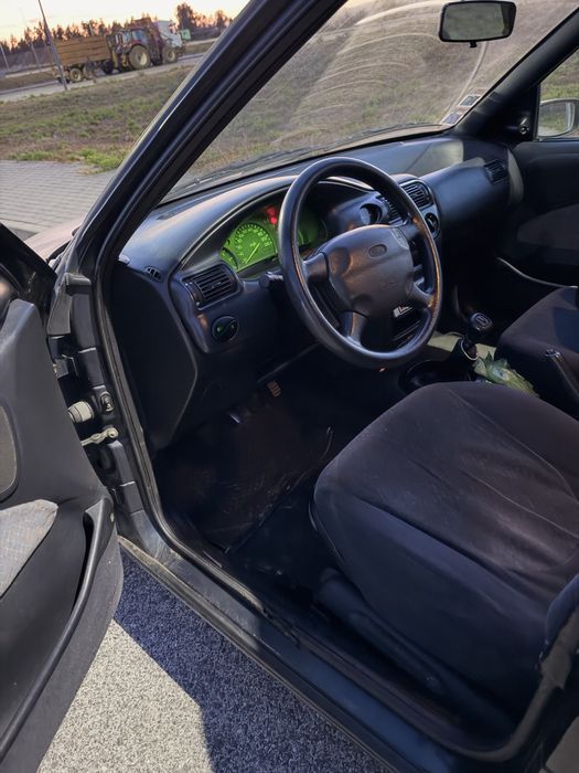 Ford a gasoleo 1800 — photo 2