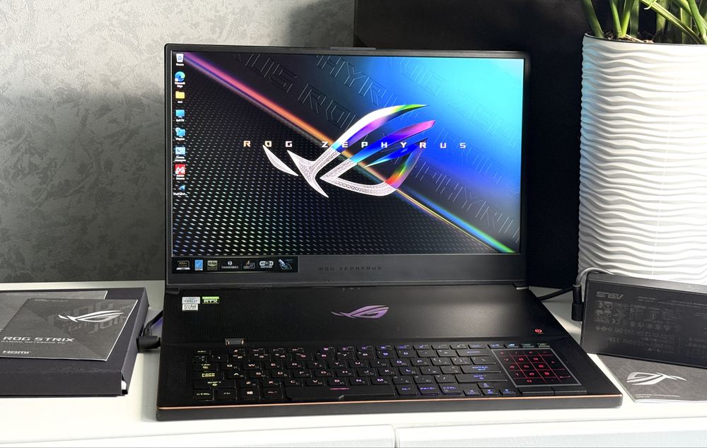 Rog Zephyrus G17/2070-8GB Super/300Hz/SSD1TB/i7-10th.